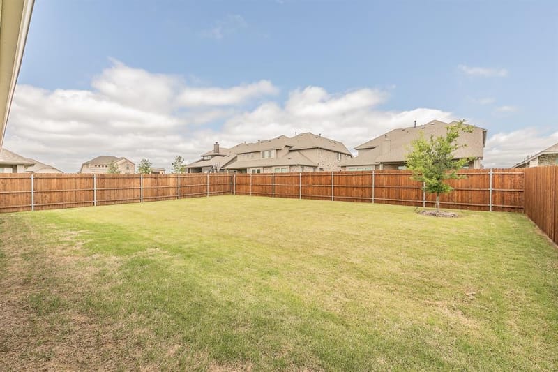 1076 Fleetwood Drive, Justin TX 76247 - Photo 31