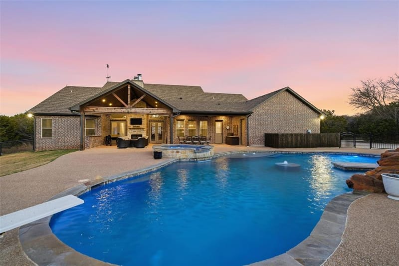 18503 Wortham Bend Road, China Spring TX 76633 - Photo 4