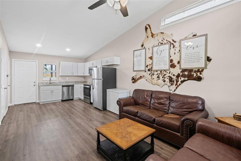 5413 Tin Top Highway, Granbury TX 76048 - Photo 7