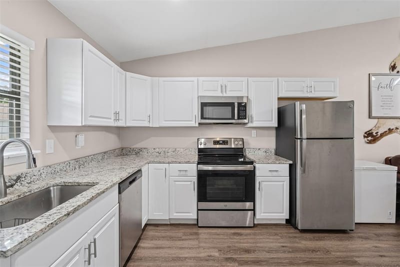 5413 Tin Top Highway, Granbury TX 76048