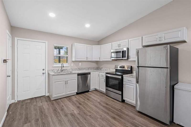 5413 Tin Top Highway, Granbury TX 76048 - Photo 8