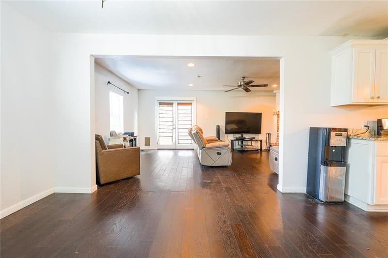 200 W Greenbriar Street, Robinson TX 76706 - Photo 13