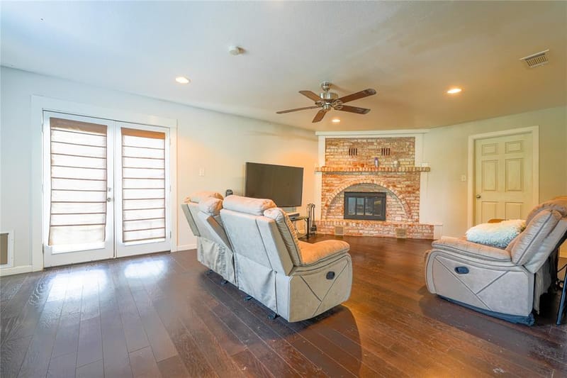 200 W Greenbriar Street, Robinson TX 76706 - Photo 14
