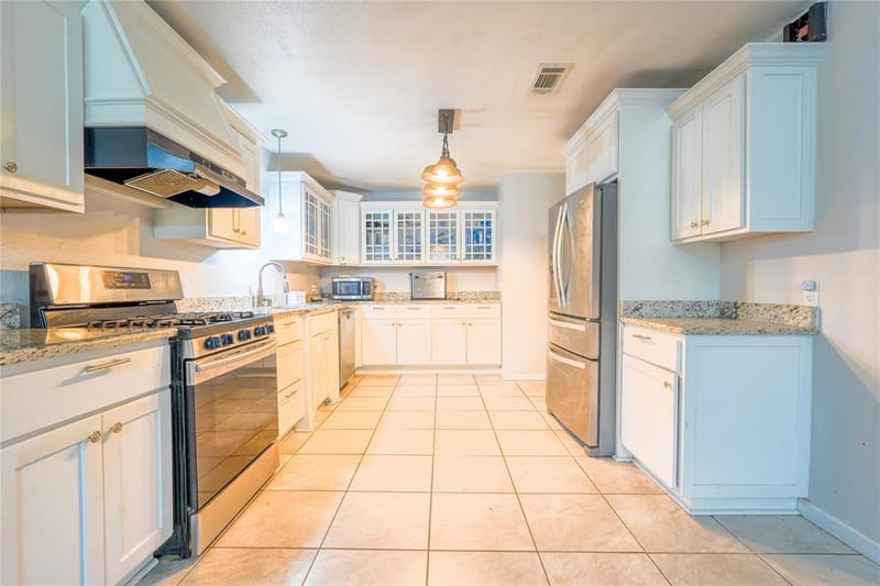 200 W Greenbriar Street, Robinson TX 76706 - Photo 8