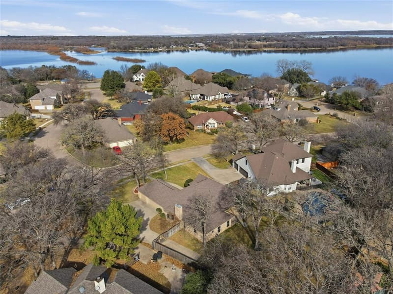 1312 Crows Nest Court, Azle TX 76020 - Photo 8