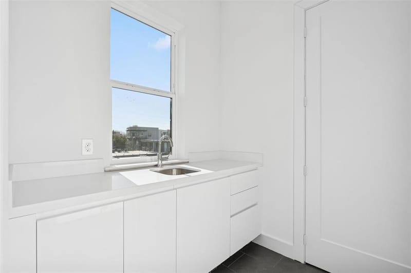 3040 Chimes Street, Dallas TX 75219 - Photo 22