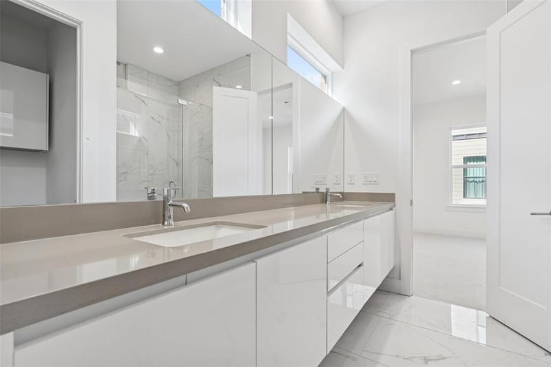 3032 Chimes Street, Dallas TX 75219 - Photo 17