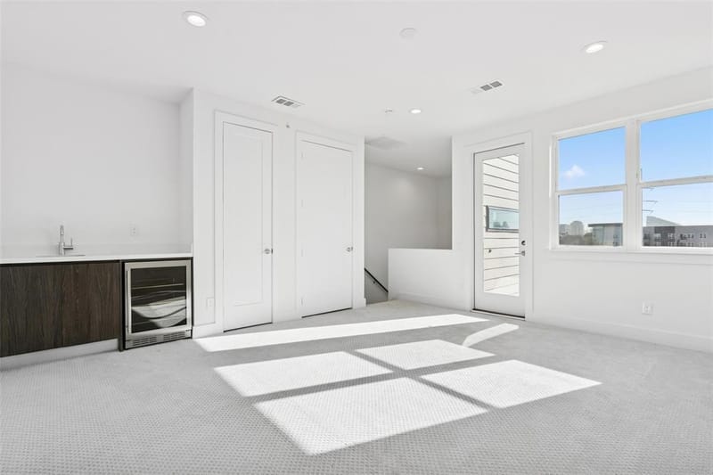 3032 Chimes Street, Dallas TX 75219 - Photo 21