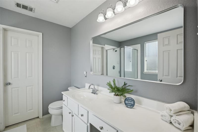 9121 Liberty Crossing Drive, Fort Worth TX 76131 - Photo 12