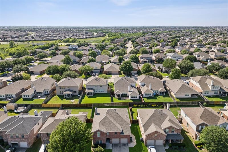 9121 Liberty Crossing Drive, Fort Worth TX 76131 - Photo 19