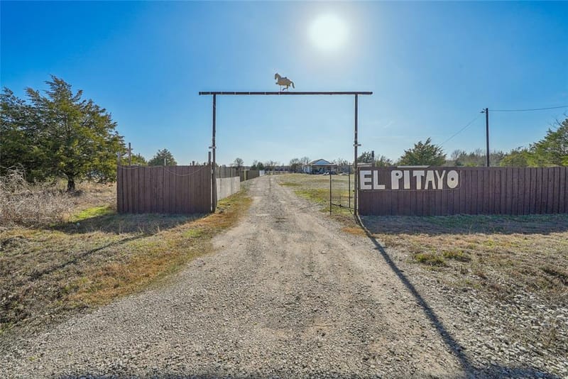 21896 County Road 4072, Kemp TX 75143 - Photo 4