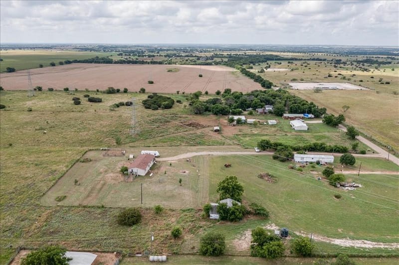 5680 County Road 1217, Cleburne TX 76033 - Photo 26