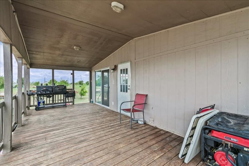 5680 County Road 1217, Cleburne TX 76033 - Photo 4