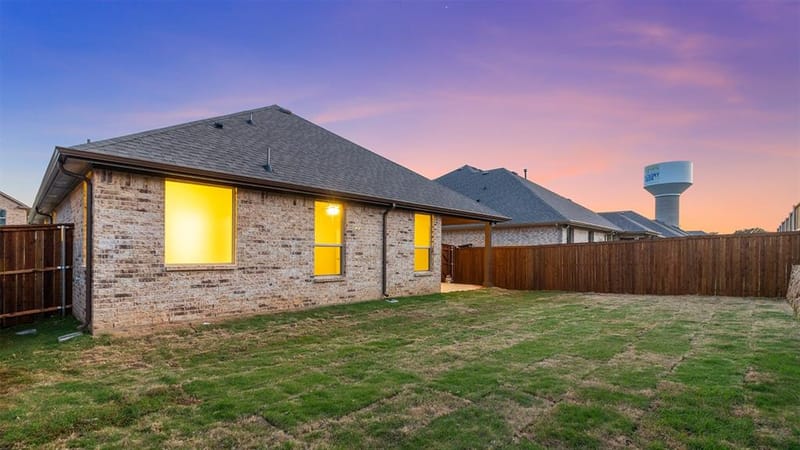 11229 TREEHOUSE Trail, Justin TX 76247 - Photo 36