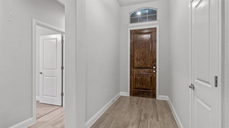 11229 TREEHOUSE Trail, Justin TX 76247 - Photo 32