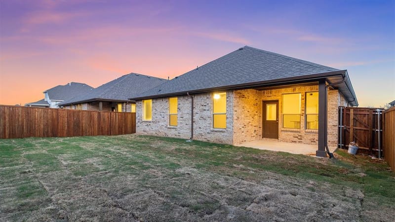 11229 TREEHOUSE Trail, Justin TX 76247 - Photo 35