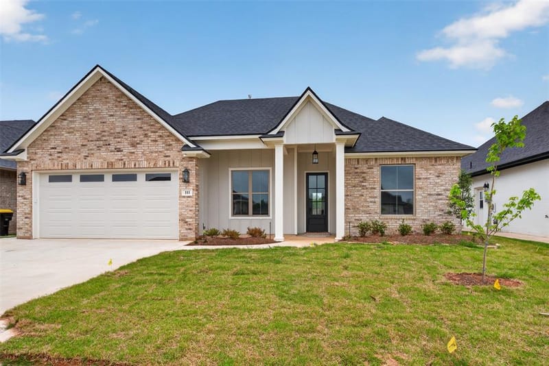 111 Katy Lane, Bossier City LA 71111
