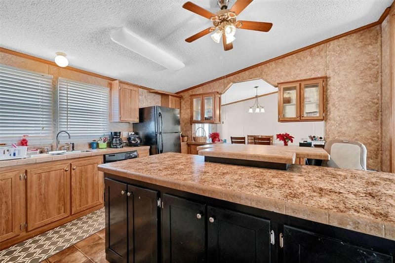115 Candlewood Circle, Gainesville TX 76240 - Photo 17