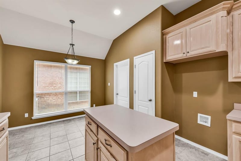 6501 Stockton Drive, Fort Worth TX 76132 - Photo 9