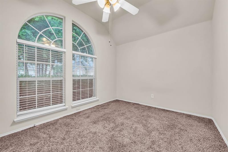 6501 Stockton Drive, Fort Worth TX 76132 - Photo 11