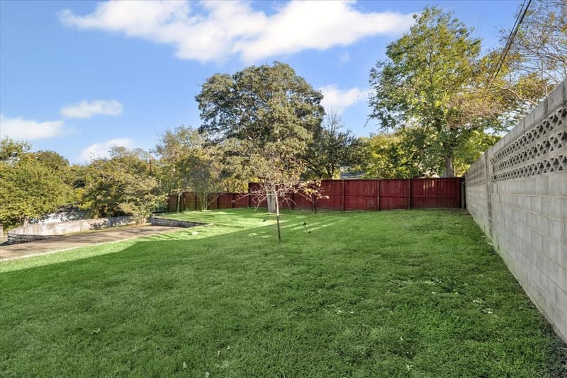 837 White Oak Drive, Woodway TX 76712 - Photo 26