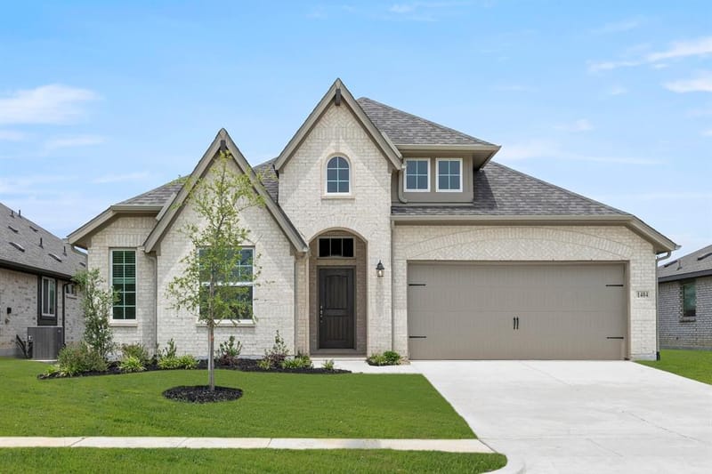 1404 Elle Lane, Aubrey TX 76227