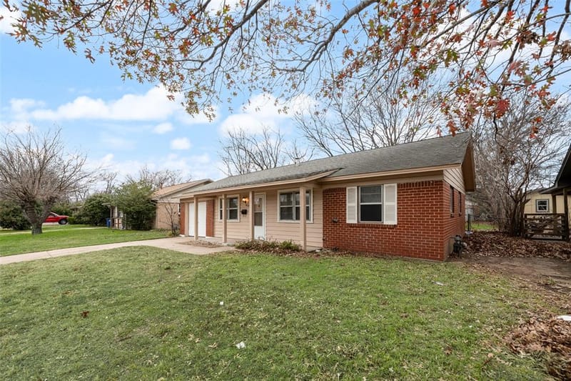 404 Vaden Avenue, Everman TX 76140 - Photo 2