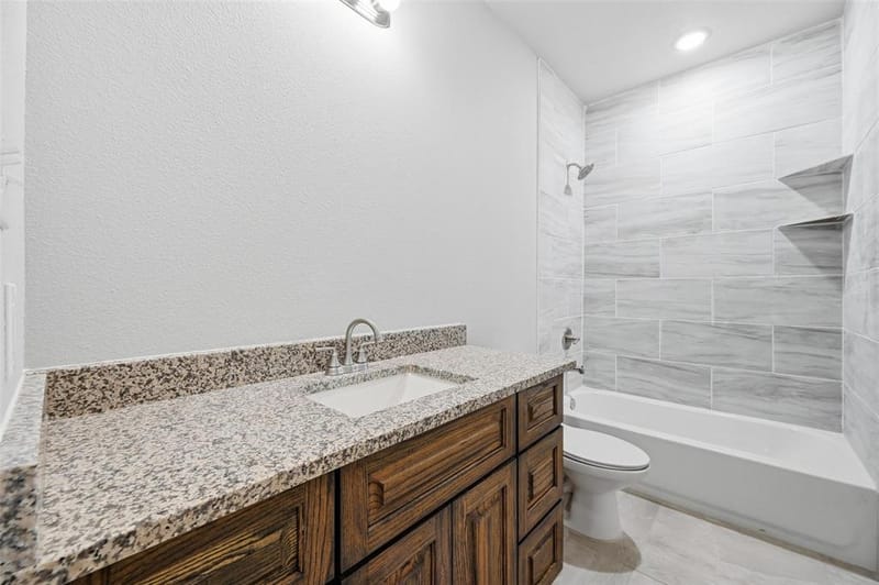 306 Lewis Street, Cleburne TX 76031 - Photo 13