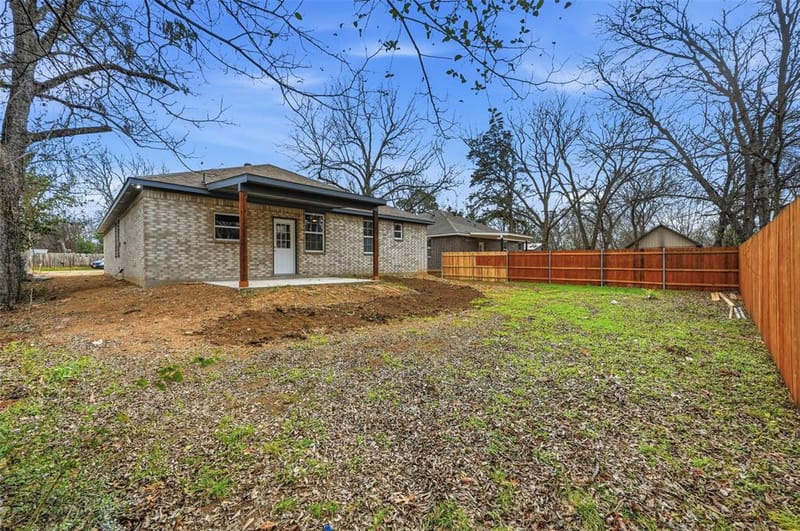 306 Lewis Street, Cleburne TX 76031 - Photo 19