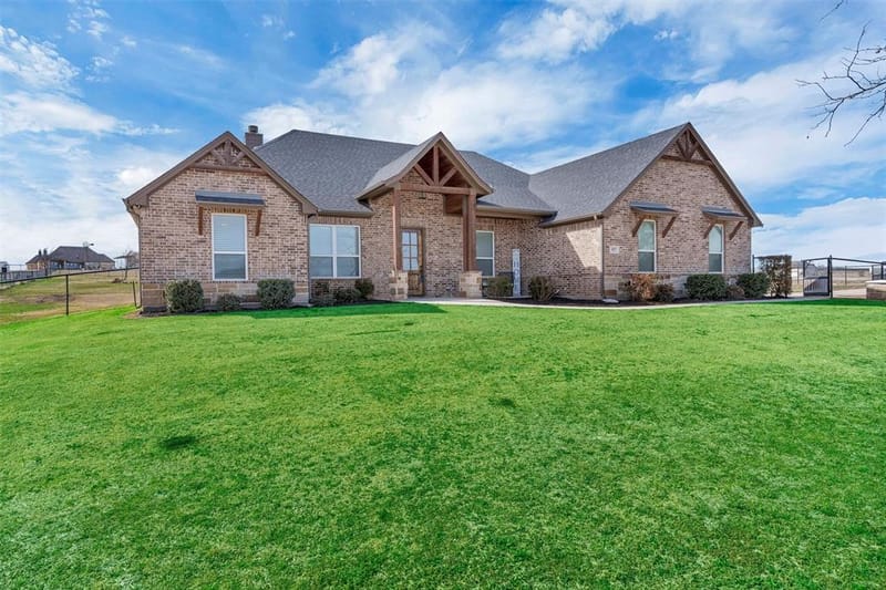 2037 Pinnell Prairie, Weatherford TX 76088