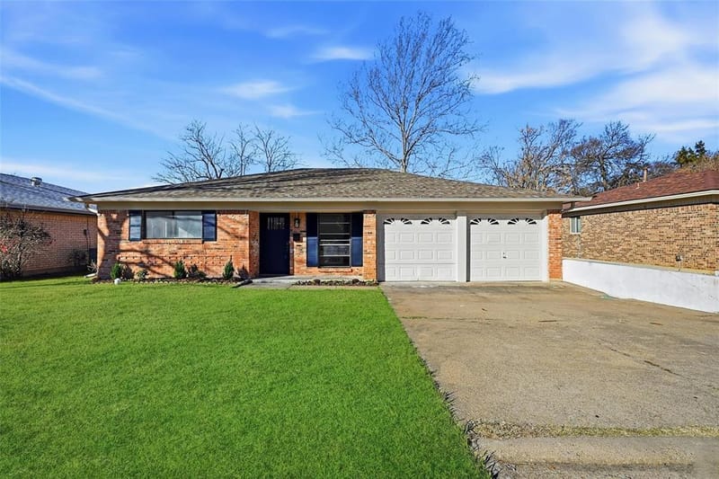 105 N Wood Avenue, Denison TX 75020