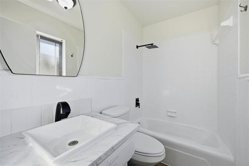 105 N Wood Avenue, Denison TX 75020 - Photo 14