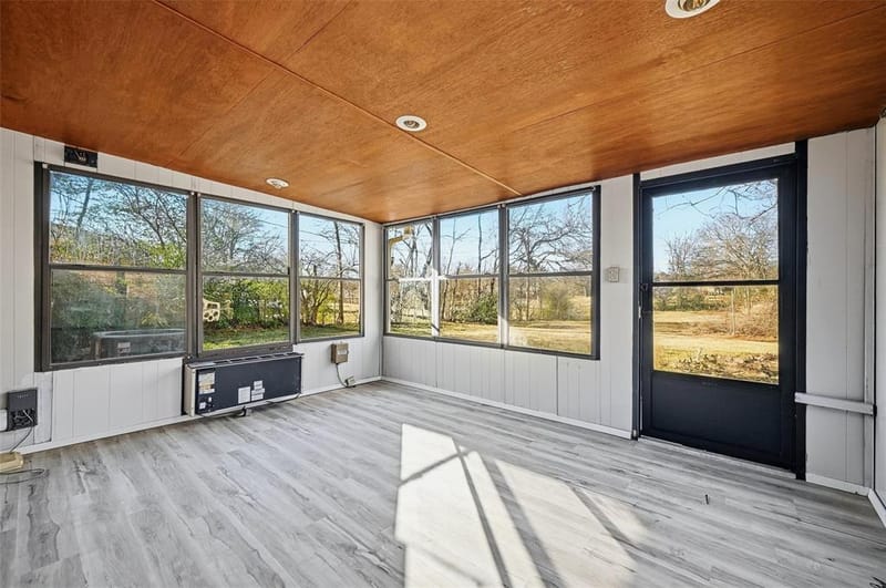 105 N Wood Avenue, Denison TX 75020 - Photo 21