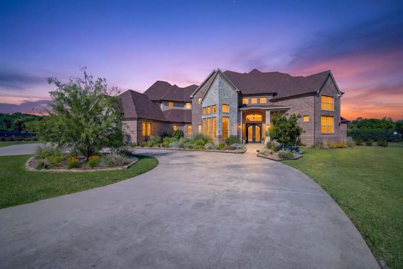 3701 Canyon Pass Trail, Burleson TX 76028