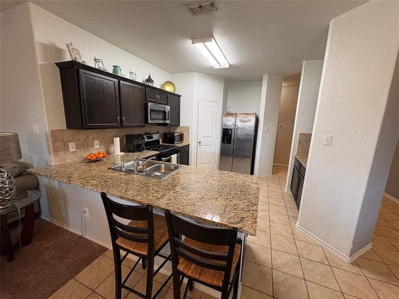 1213 Walnut Cliff Court, Fort Worth TX 76179 - Photo 6