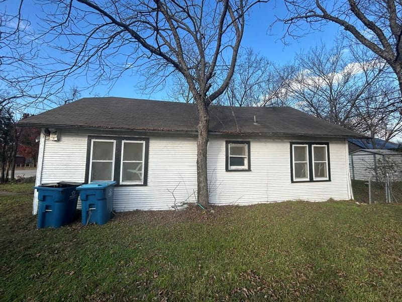 502 N Spears Street, Alvarado TX 76009 - Photo 2