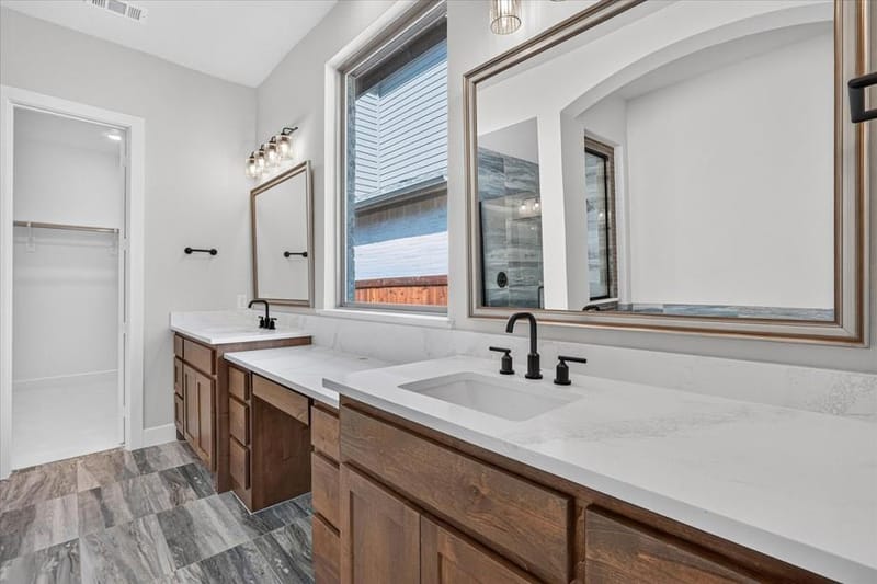4813 Sandbrock Parkway, Aubrey TX 76227 - Photo 15