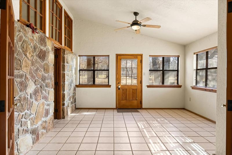 1601 Stafford Road, Weatherford TX 76088 - Photo 5