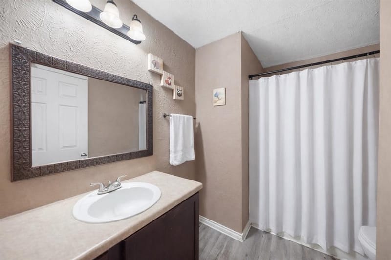 3906 Henderson Street, Greenville TX 75401 - Photo 7