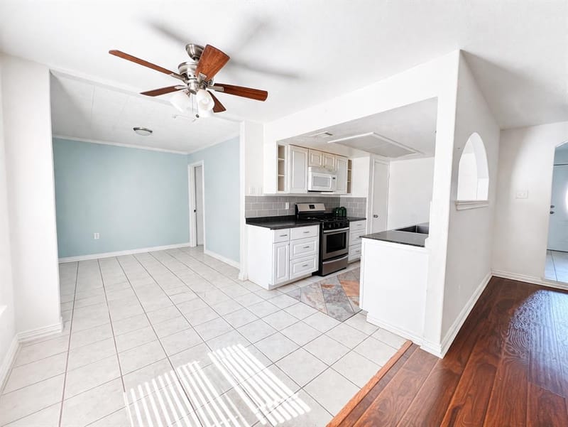 805 Brookshire Circle, Garland TX 75043 - Photo 7