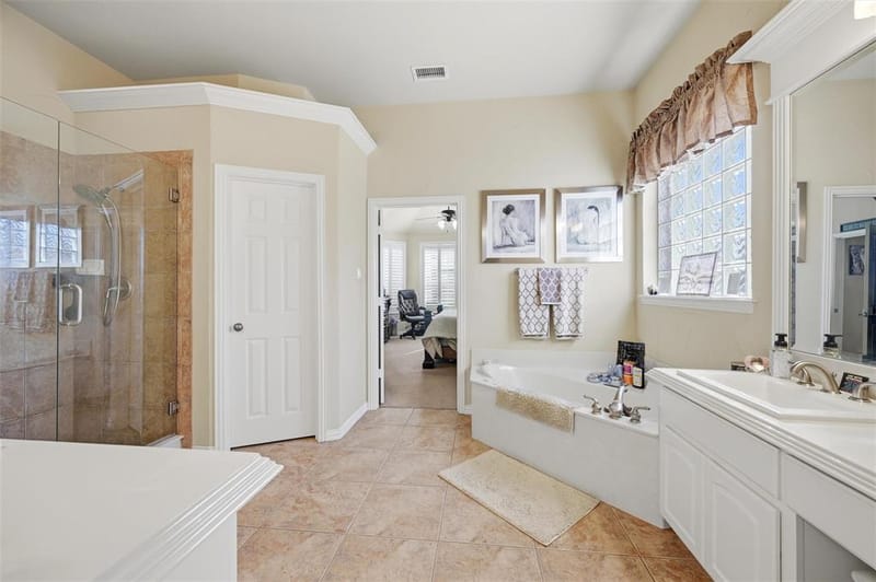 14875 Daneway Drive, Frisco TX 75035 - Photo 19