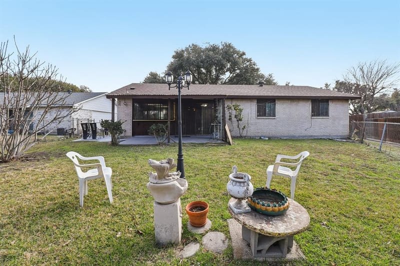 326 E Ferndale Lane, Grand Prairie TX 75052 - Photo 23