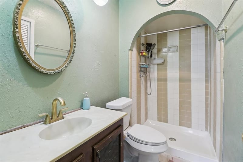 326 E Ferndale Lane, Grand Prairie TX 75052 - Photo 16