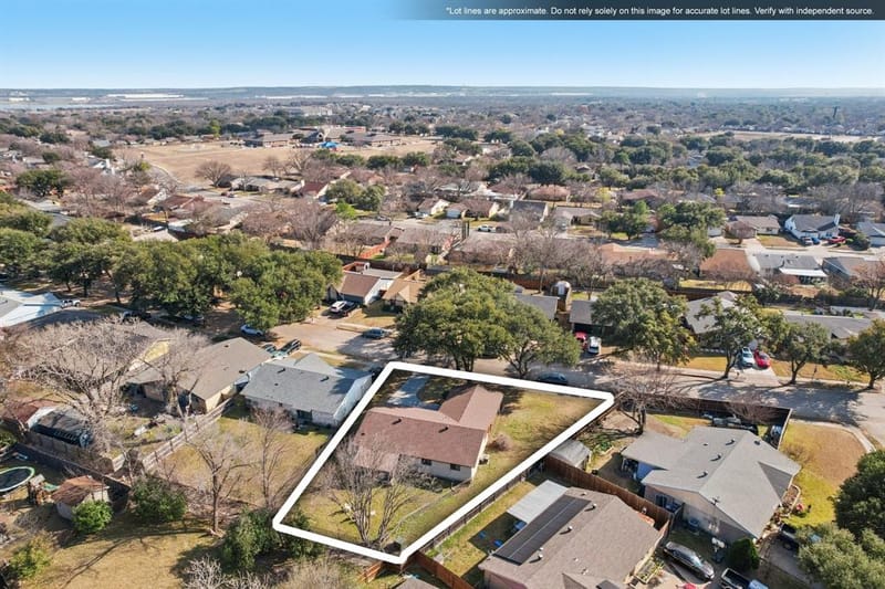 326 E Ferndale Lane, Grand Prairie TX 75052 - Photo 32