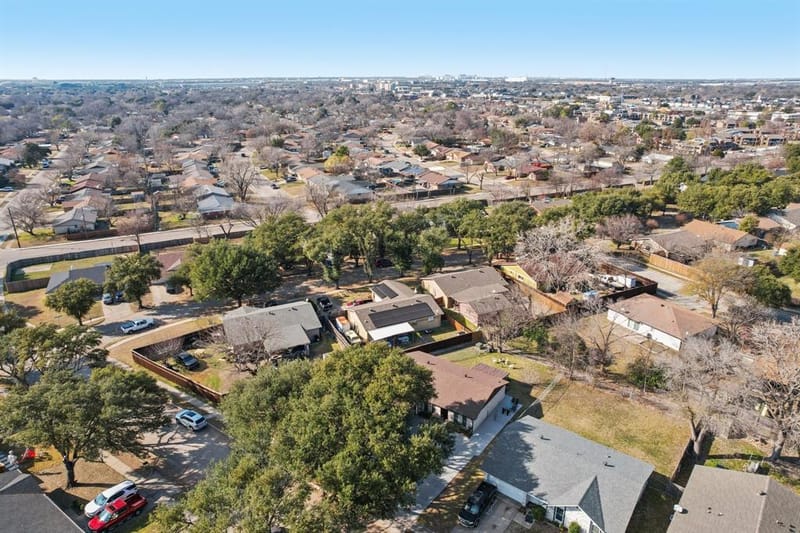 326 E Ferndale Lane, Grand Prairie TX 75052 - Photo 30