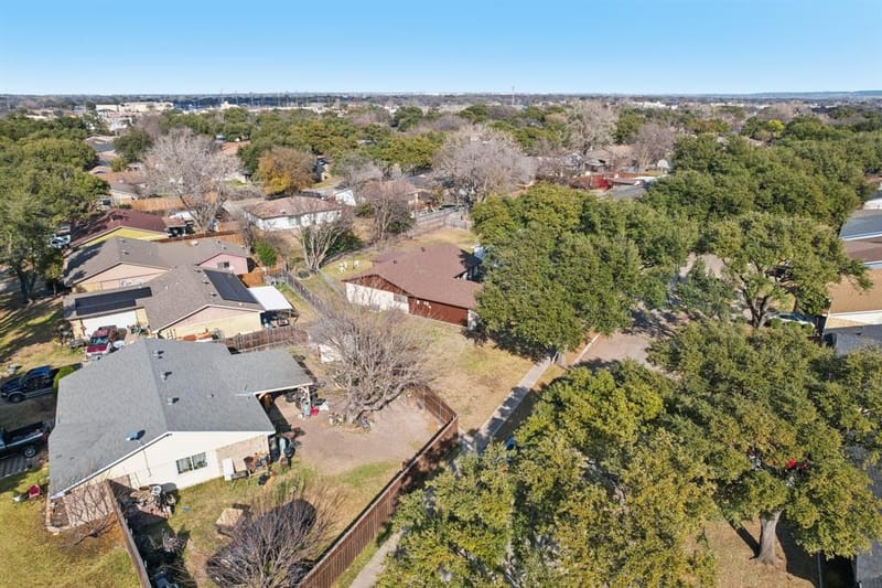 326 E Ferndale Lane, Grand Prairie TX 75052 - Photo 34