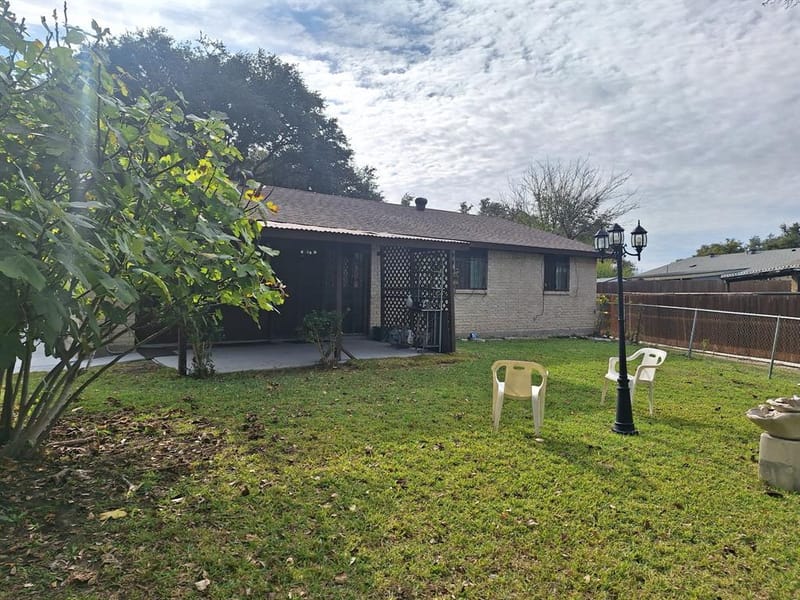 326 E Ferndale Lane, Grand Prairie TX 75052 - Photo 21