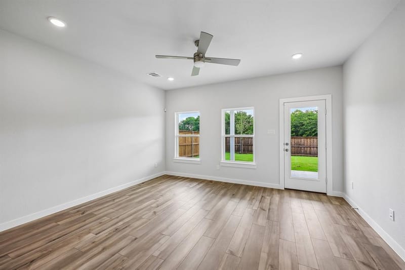 725 Vineyard Way, Forney TX 75126 - Photo 7