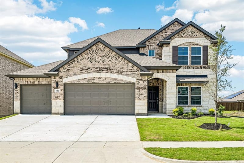 712 Vineyard Way, Forney TX 75126