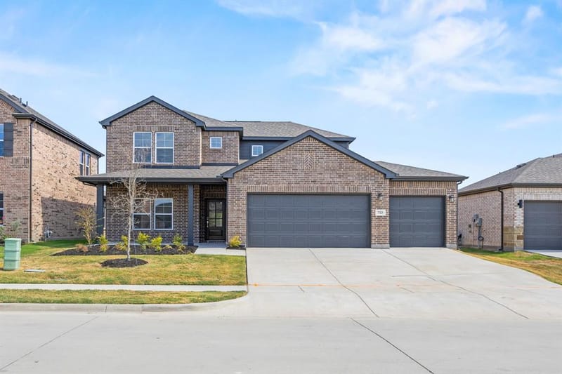 713 Vineyard Way, Forney TX 75126